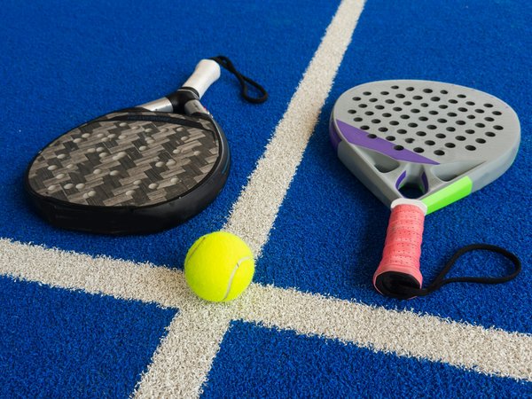 Les meilleures marques de raquette de padel pour chaque joueur